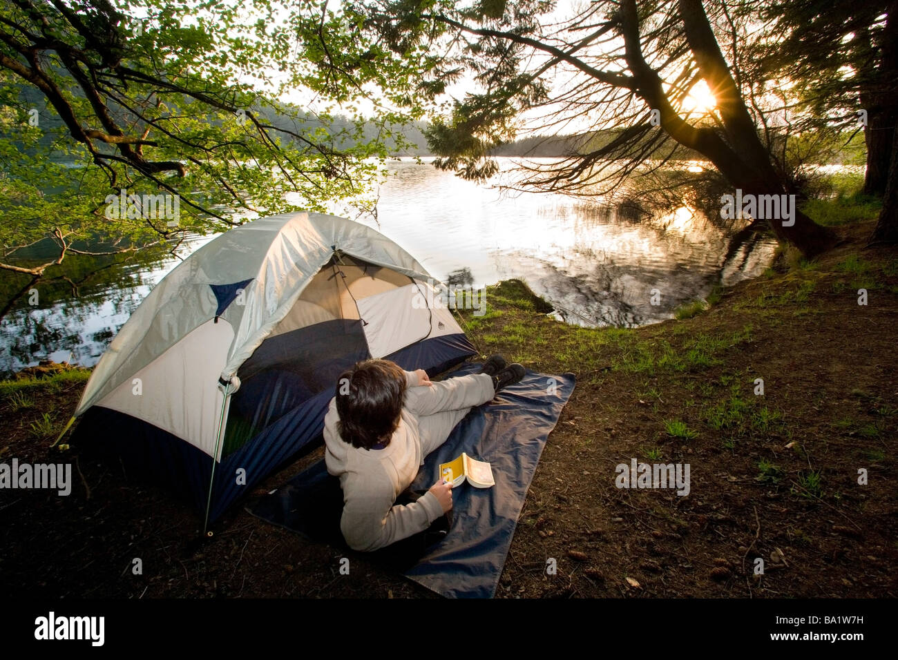 Sur scène Camping Lac Cascade - Moran State Park, Orcas Island, Washington Banque D'Images