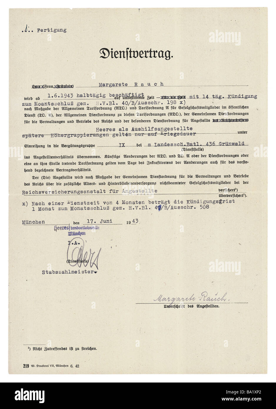Evènements, deuxième Guerre mondiale / seconde Guerre mondiale, Allemagne, femmes en guerre, contrat de service pour Margarete Rauch, employée auxiliaire féminine, Landesschuetzen Bataillon 436, Gruenwald, Allemagne, 17.6.1943, Banque D'Images