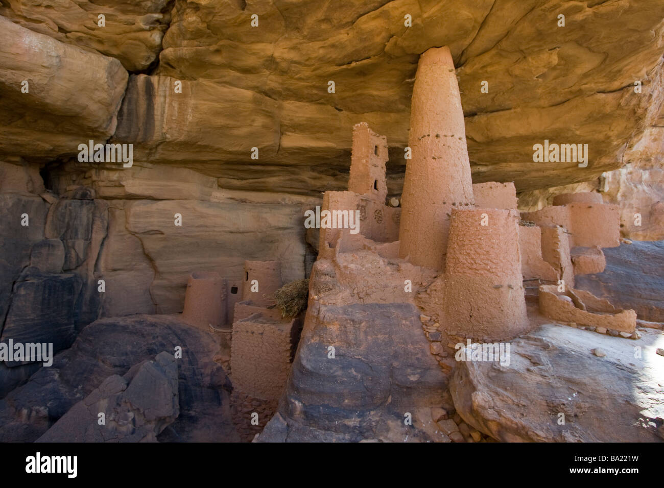 L'architecture de Youga Dogourou disparus (telem dans Village en Pays Dogon au Mali Banque D'Images