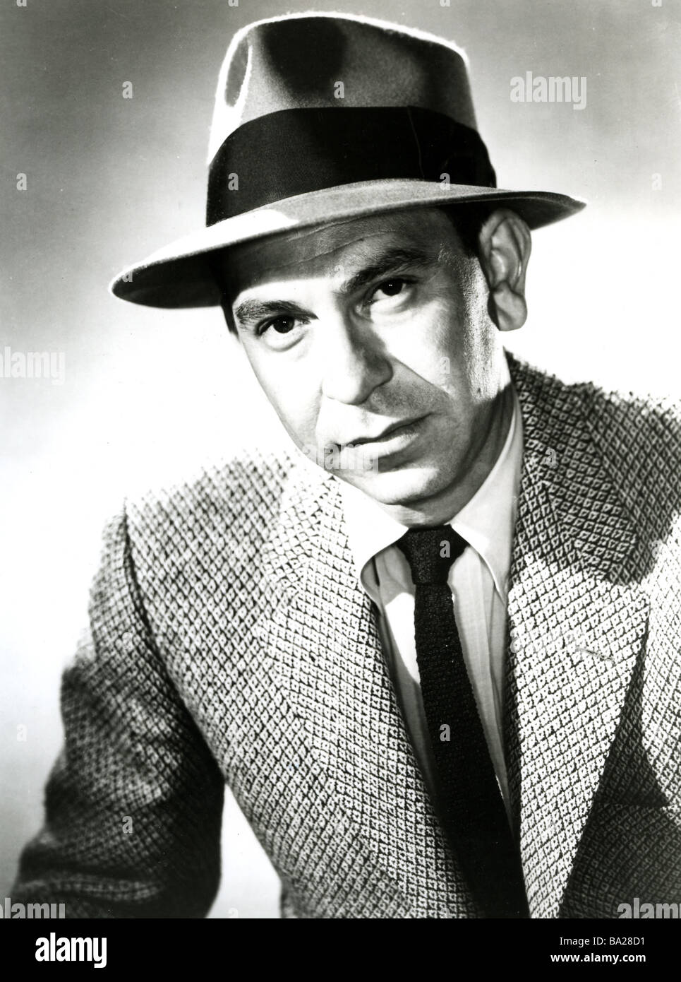 Années 1950 DRAGNET s/60s US police TV série avec Jack Webb comme le Sergent Joe Friday. Il a également produit les programmes. Banque D'Images