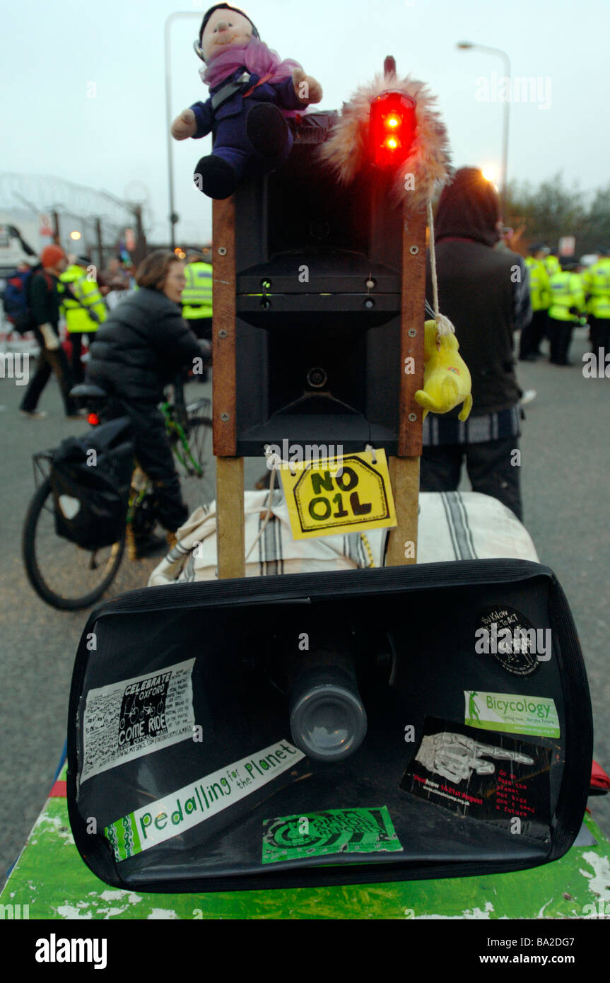Le grand blocage de Faslane demo à la base de la Royal Navy à Clyde, en Écosse Banque D'Images
