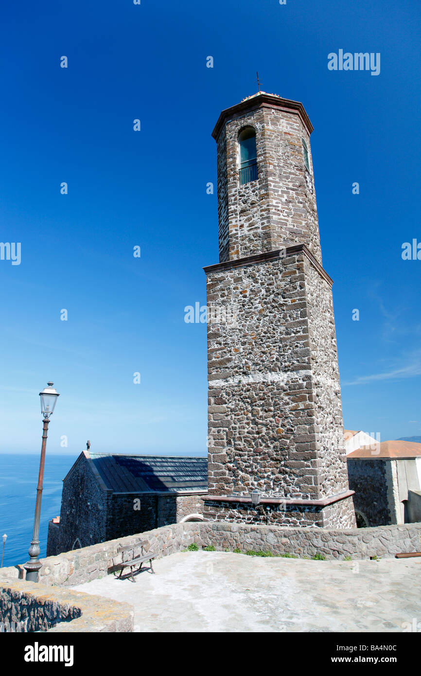 Bell Tower, Cathédrale St Antonio, de la ville de Castelsardo, Sardaigne, Italie Banque D'Images