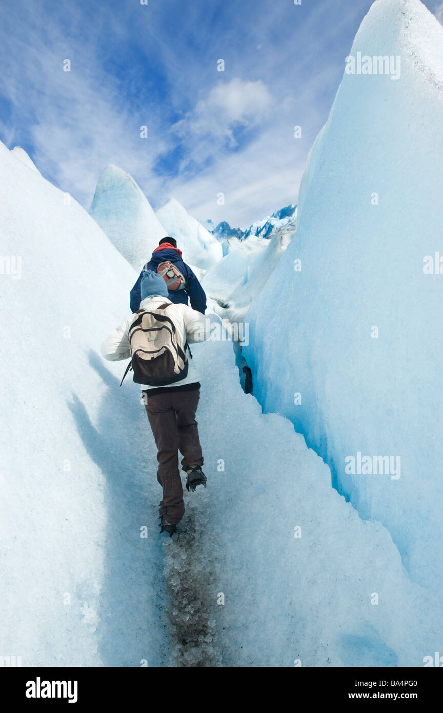Trekking sur le glacier Perito Moreno, Patagonie, Argentine. Banque D'Images