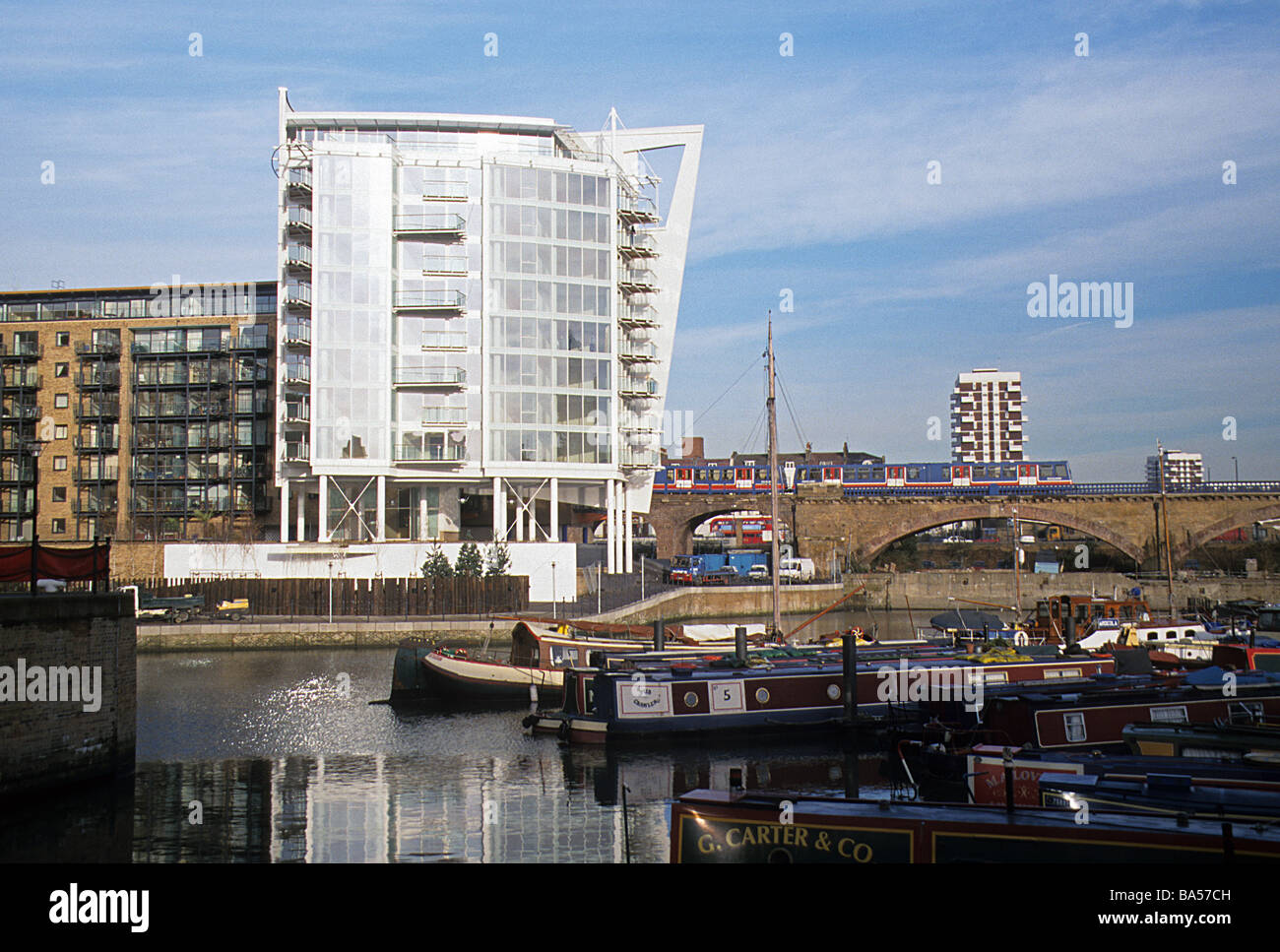 L'apogée, la construction de logements à Limehouse Basin, Londres E14. Banque D'Images