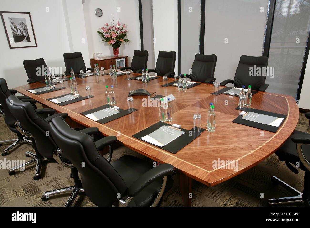 table de la salle de conférence Banque D'Images