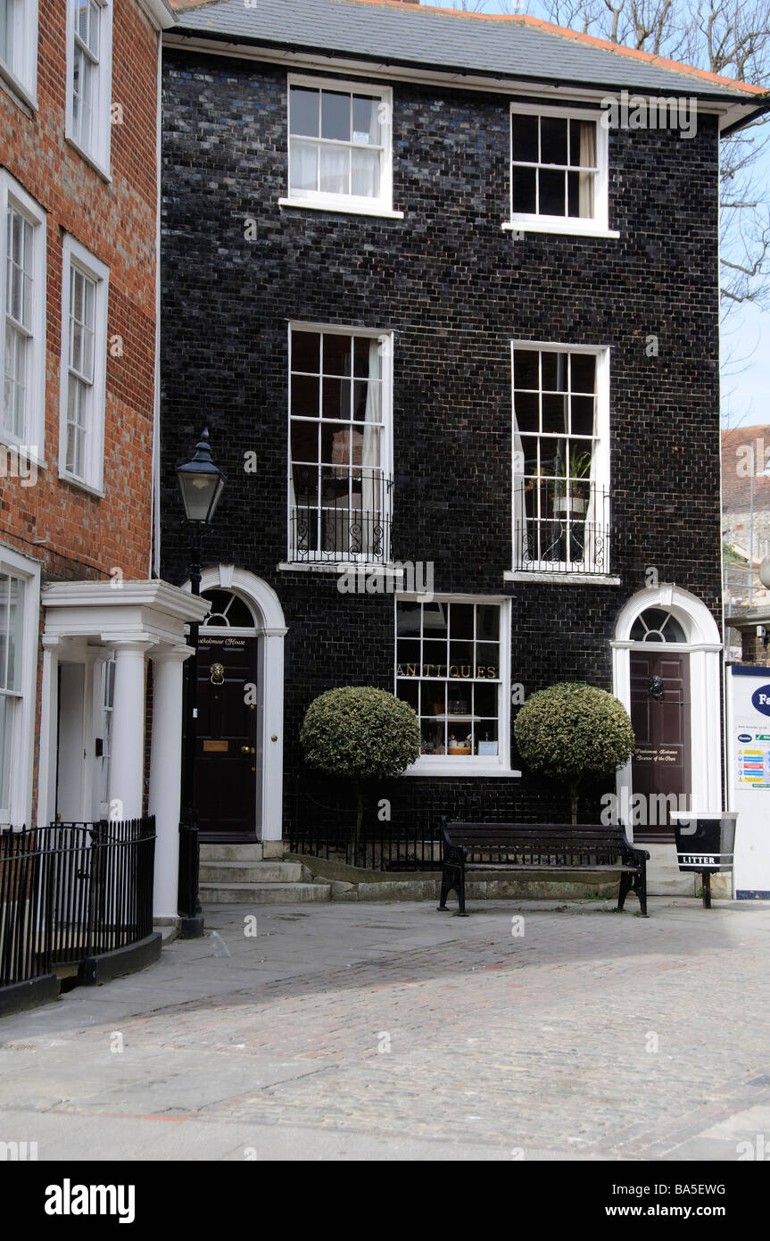 Bâtiments dans le centre-ville historique de Lewes West Sussex England UK boutique Antiquités Banque D'Images