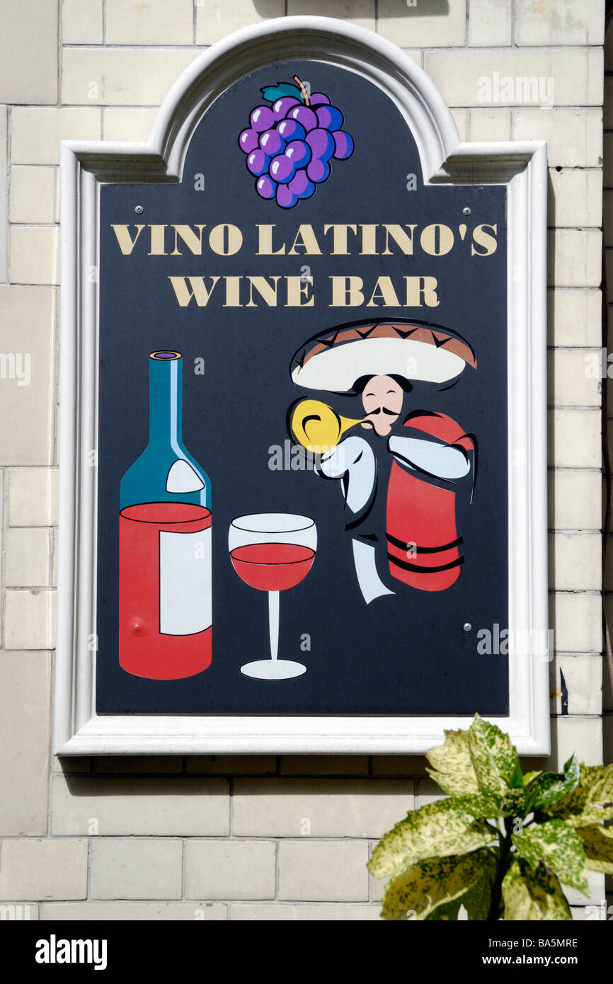 Vino Latino's Wine Bar à Langham Street Fitzrovia Londres W1 Banque D'Images
