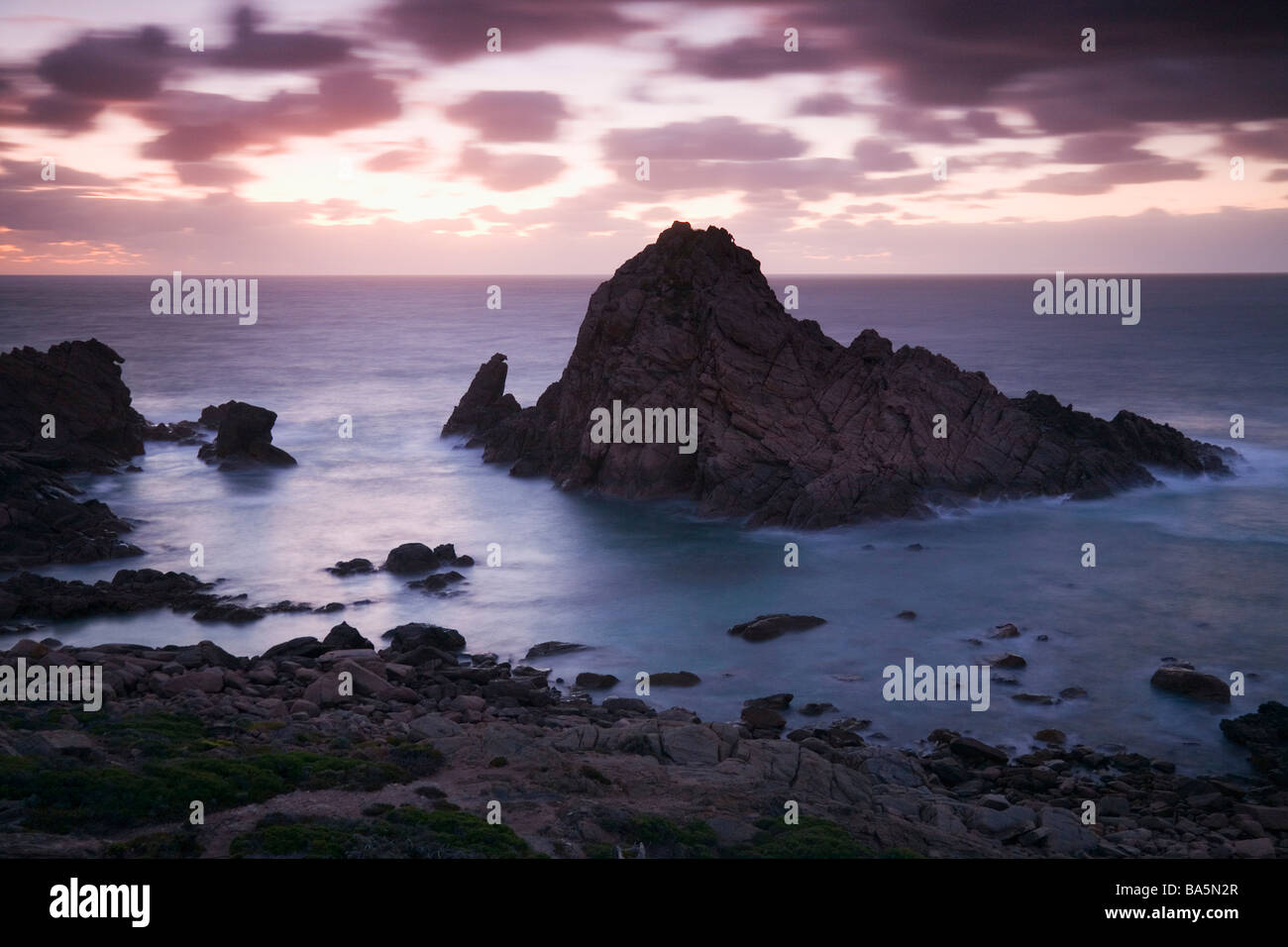Rock Sugarloaf au Cap Naturaliste. Parc National Leeuwin-Naturaliste, Western Australia, Australia Banque D'Images