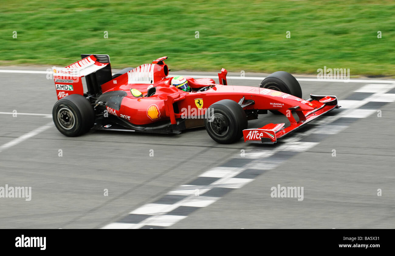 Felipe Massa dans la Ferrari F60 de Formule 1 voiture de course au cours de séances d'examens en mars 2009 Banque D'Images