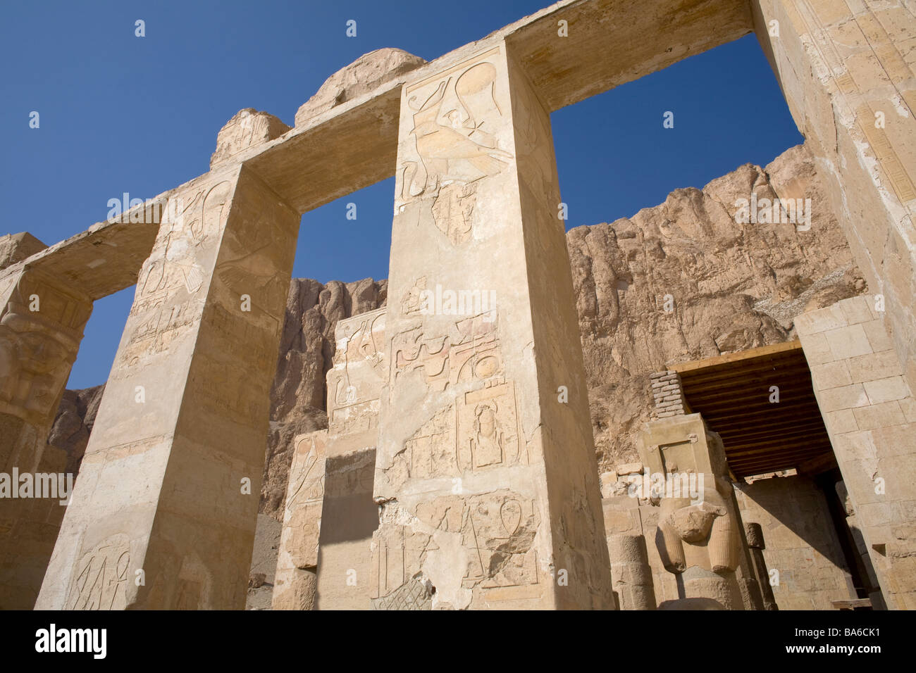 Deir el-Bahri Louxor Vallée des Rois Banque D'Images