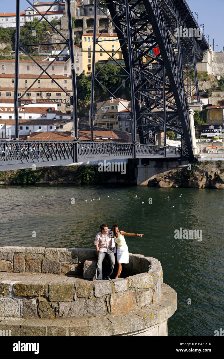 Affranchissement Rio Douro Portugal Ponte de Don Luis je donnent sur l'extérieur donne sur la paire bridge-architecture Europe river Banque D'Images Affranchissement Rio Douro Portugal Ponte de Don Luis je donnent sur l'extérieur donne sur la paire bridge-architecture Europe river Banque D'Images
