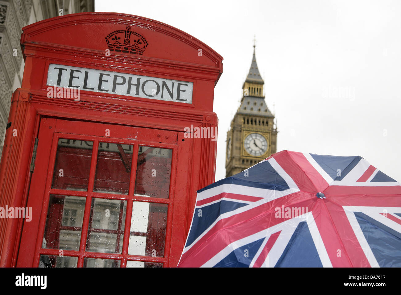 Grande-bretagne Angleterre Londres cabine téléphonique parapluie Big Ben  Big Ben à l'extérieur détail détail angleterre Europe Grande-bretagne ville  Photo Stock - Alamy