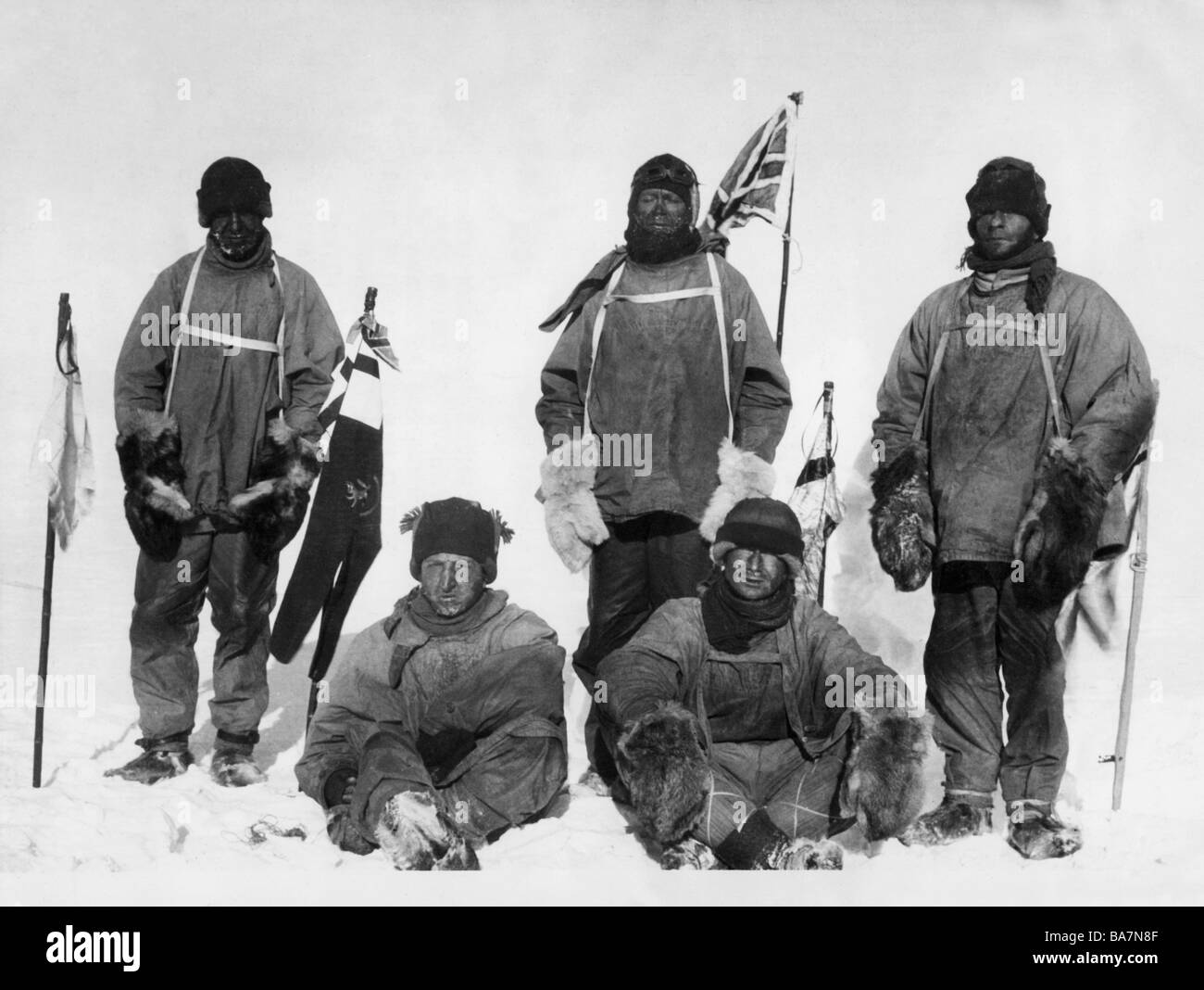 Scott, Robert Falcon, 6.6.1868 - 29.3.1912, explorateur de l'Antarctique britannique, avec son équipe au pôle Sud, 17.1.1912, de gauche à droite : Dr. Edward Wilson, lieutenant-Bowers, officier Edgar Evans, Scott, capitaine Lawrence Oates, Banque D'Images