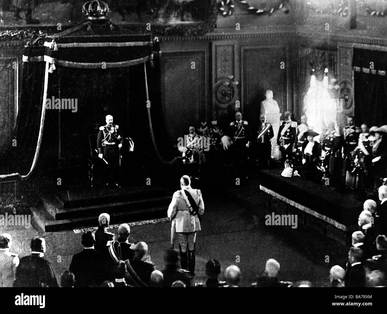 William II, 27.1.1859 - 4.6.1941, empereur allemand 15.6.1888 - 9.11.1918, festivité, centenaire de la guerre de libération, ouvrant le Parlement provincial prussien oriental, Koenigsberg, 27.3.1913, Banque D'Images