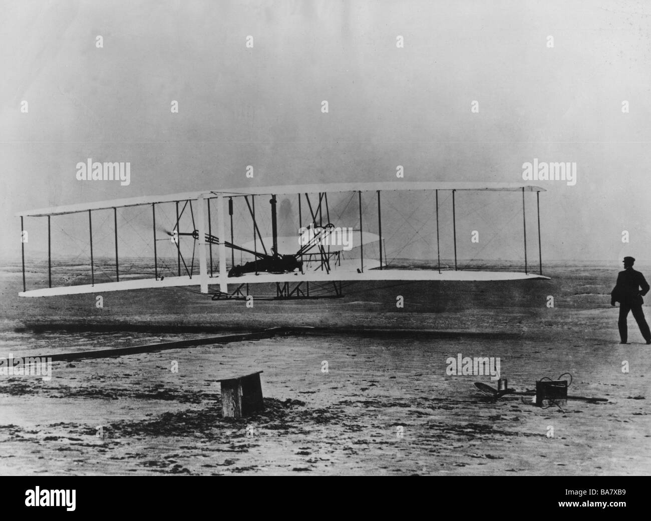 Wright, Brothers (Wilbur et Orville), pionniers américains du vol, vol motorisé réussi à Kitty Hawk, 17.12.1903, Banque D'Images