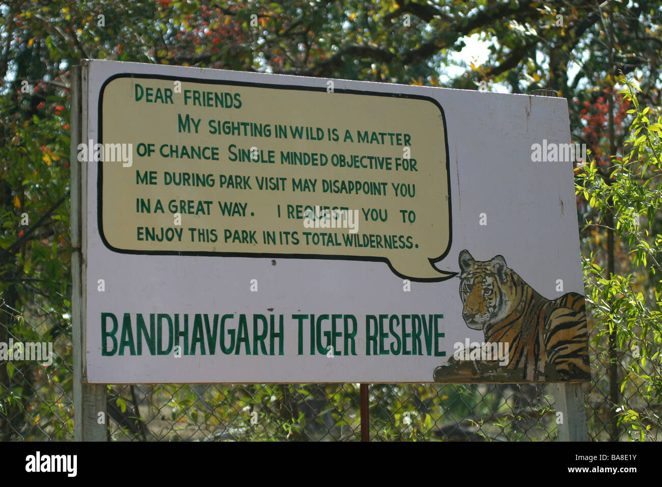Panneau d'entrée à Bandhavgarh National Park Le Madhya Pradesh Inde du Nord  Asie Photo Stock - Alamy