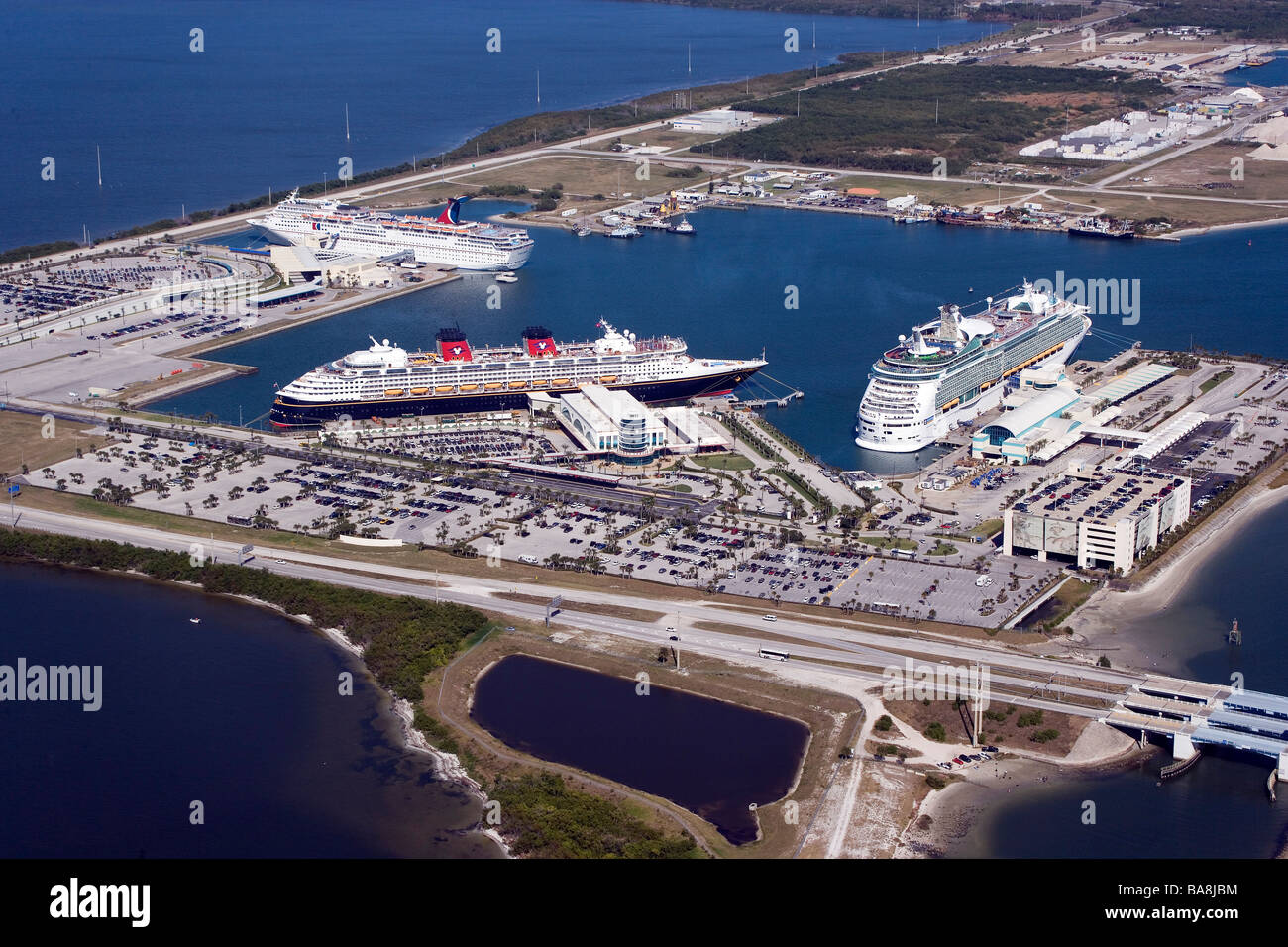 Les navires de croisière dans le port à Port Canaveral, Cocoa Beach, Floride Banque D'Images