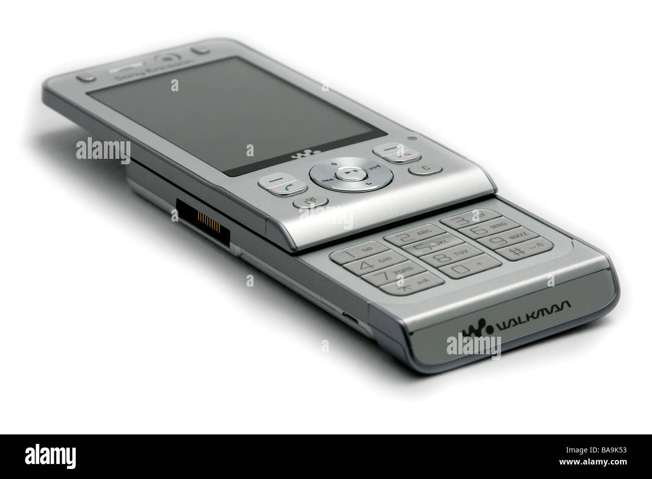 Cellulaire téléphone cellulaire mobile moderne pratique nouvelle technologie petit téléphone portable Sony ericsson Télécommunications Télécommunications Banque D'Images