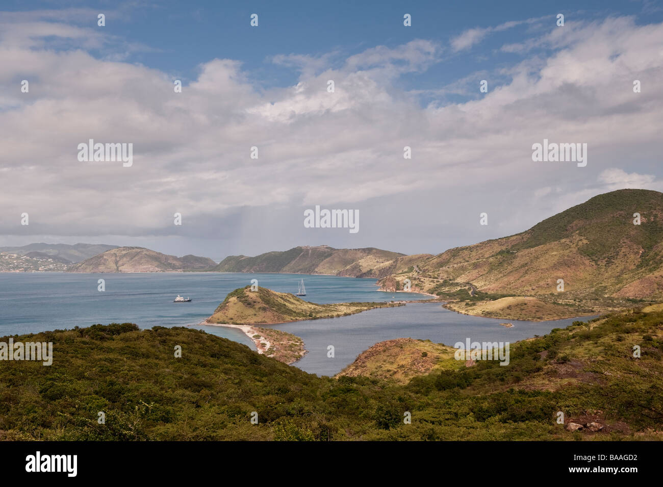 Emplacement de Christophe Harbour site autour du Great Salt Pond, St Kitts avec les ancrages de White House Bay et de Ballast Bay Banque D'Images