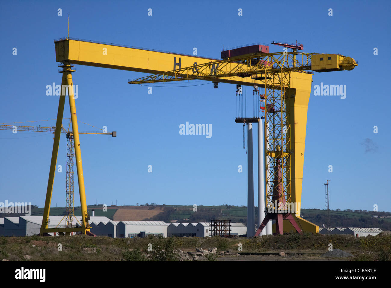 Grues Harland and Wolff au chantier trimestre titanic belfast irlande du nord de l'île de queens uk Banque D'Images