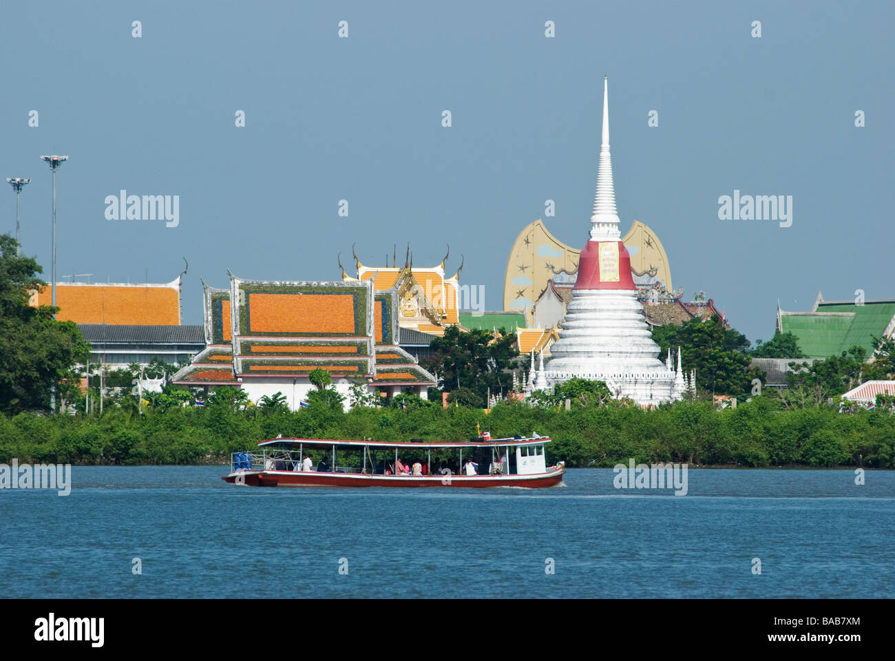 Phra Samut Chedi un temple à Samut Prakan près de Bangkok Banque D'Images