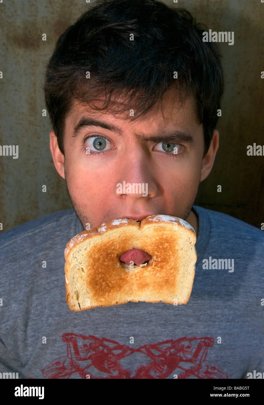 Un homme avec un toast New York USA Banque D'Images