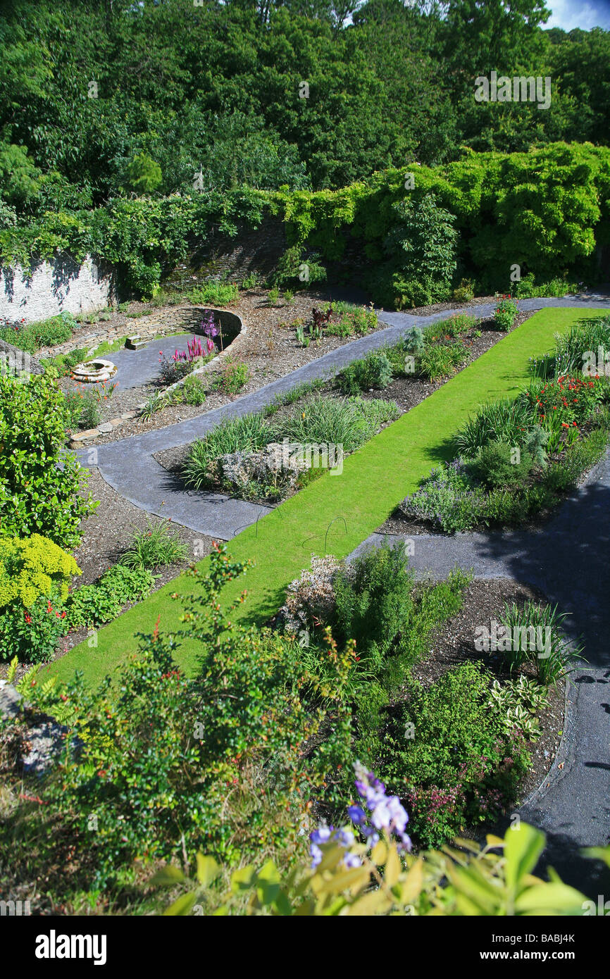 Le jardin en contrebas dans la maison du jardin à Buckland Monachorum, Devon, England, UK Banque D'Images