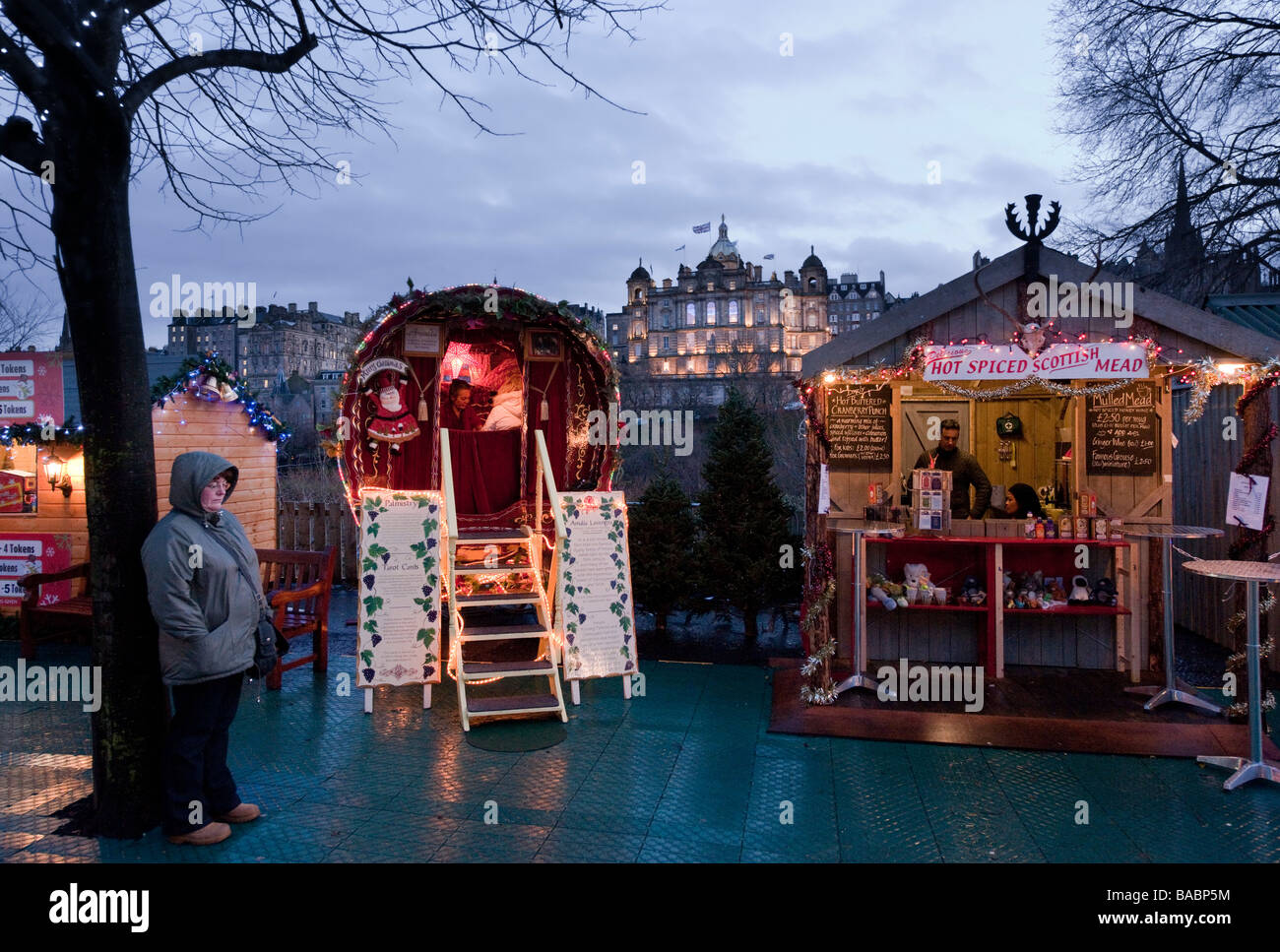 Edinburgh city at night Décembre Fortune Teller et sex mead cale Banque D'Images