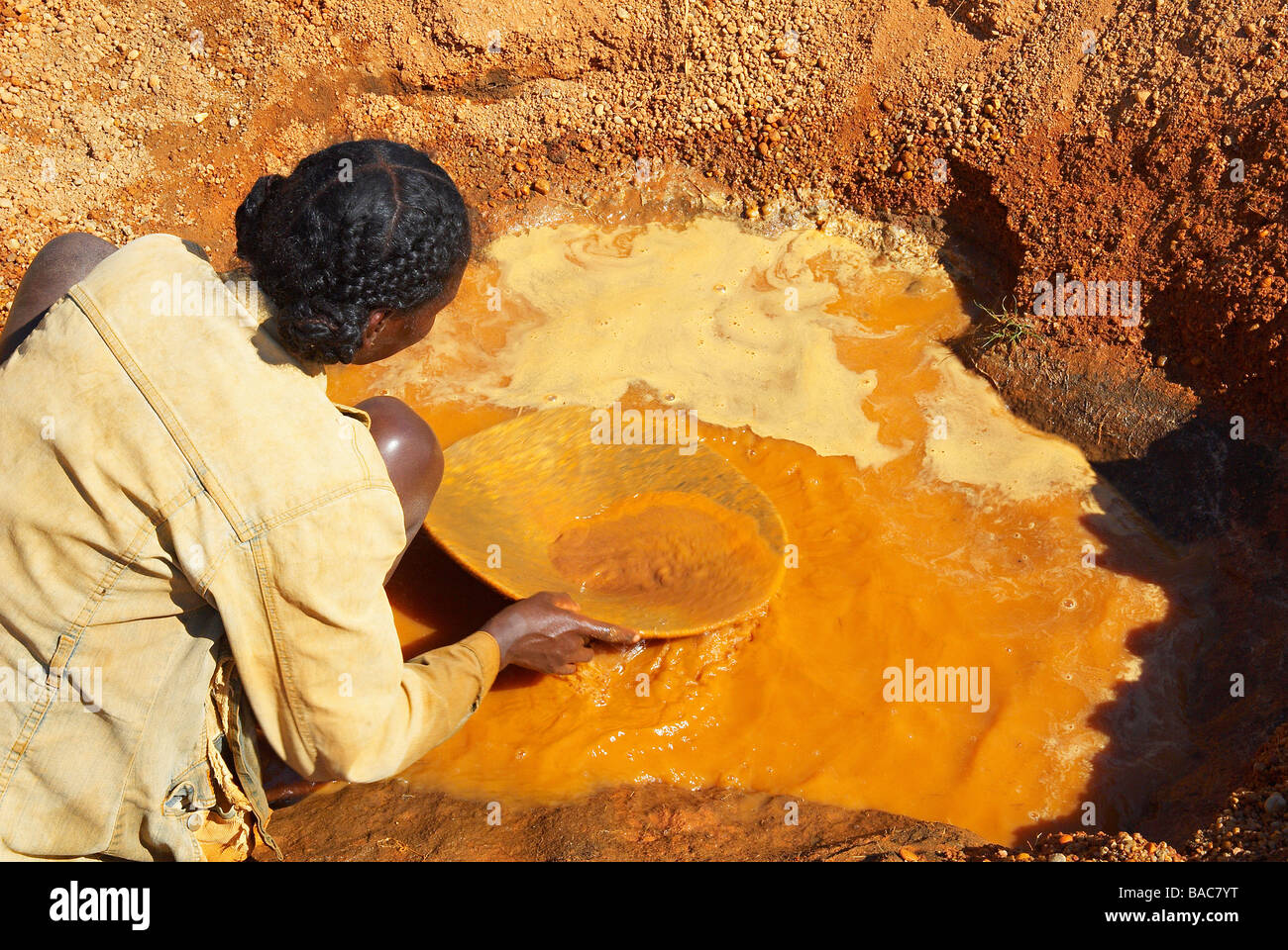 Région Atsimo Andrefana Madagascar, Mine, ville d'Ilakaka, saphir, Saphir royaume diggers Banque D'Images