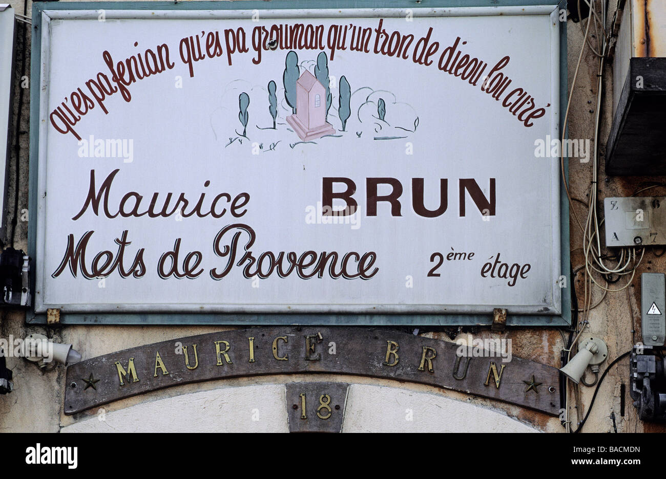 France, Bouches du Rhône, Marseille, quai de Rive Neuve, des Mets de  Provence chez Maurice Brun Restaurant sign Photo Stock - Alamy