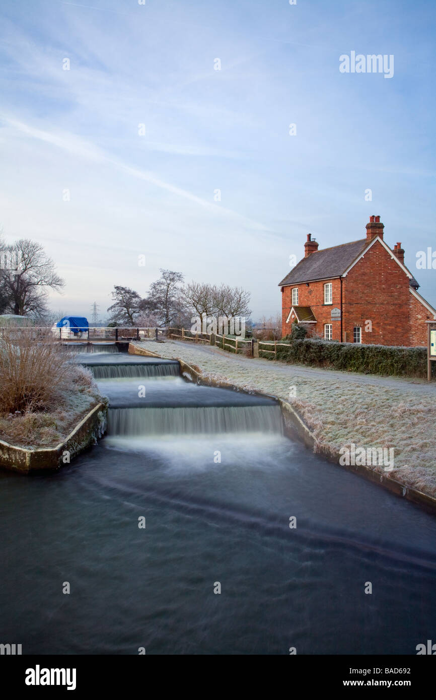 Papercourt Lock, River Wey, Nr Ripley, Surrey Angleterre Banque D'Images