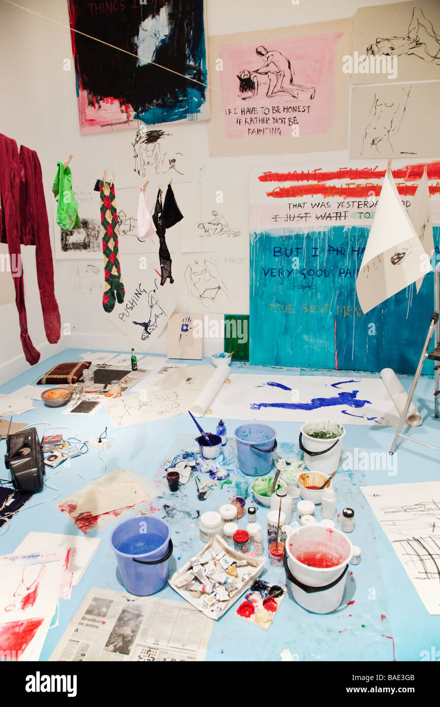 Une installation par Tracey Emin El Centro de Arte Contemporáneo ou CAC Centre d'Art Contemporain EDITORIAL SEULEMENT Banque D'Images