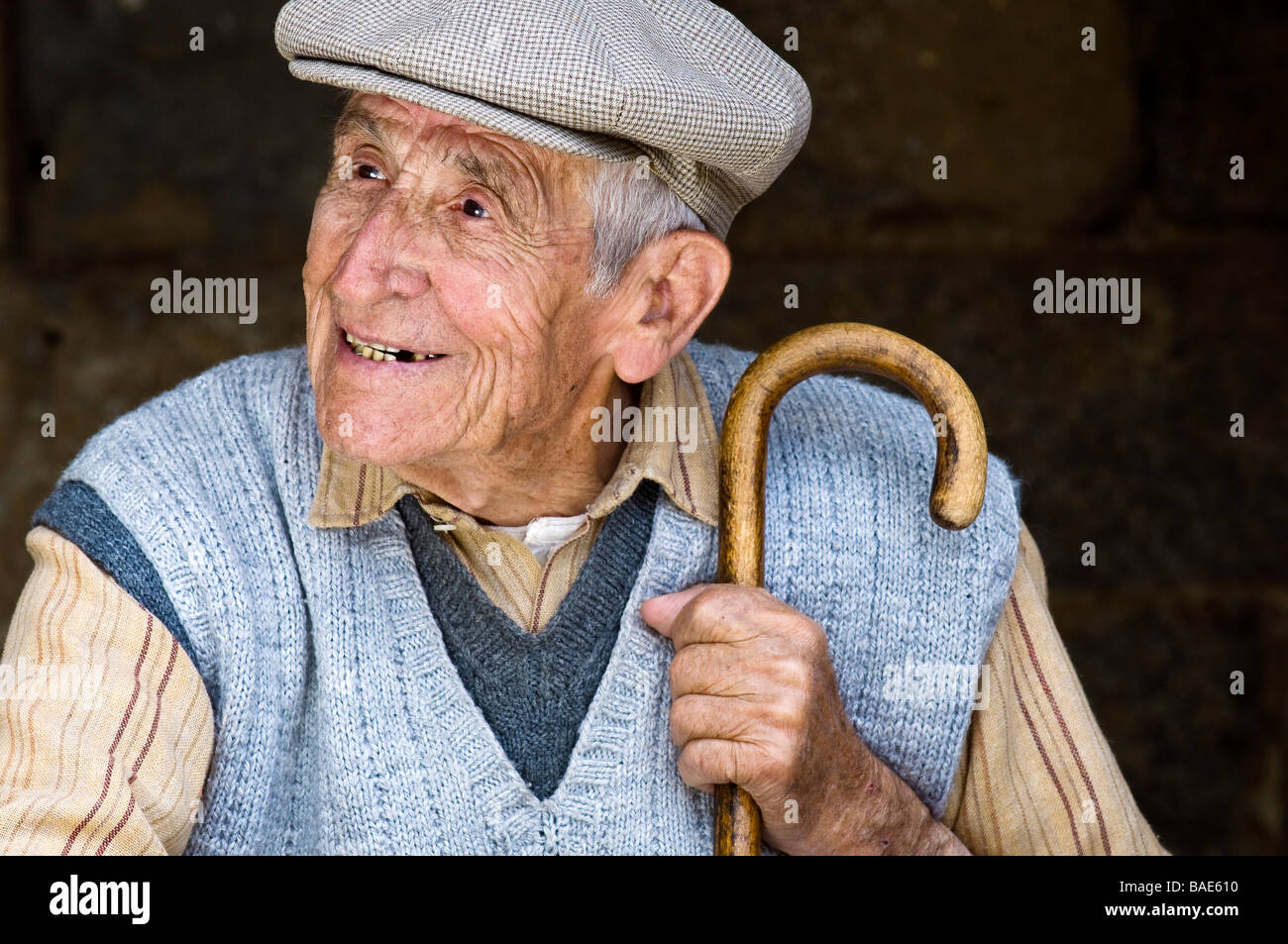 France, Haute Corse, Balagne, Corbara, Pierre Angeletti l'aîné du village citoyen (92 ans) Banque D'Images