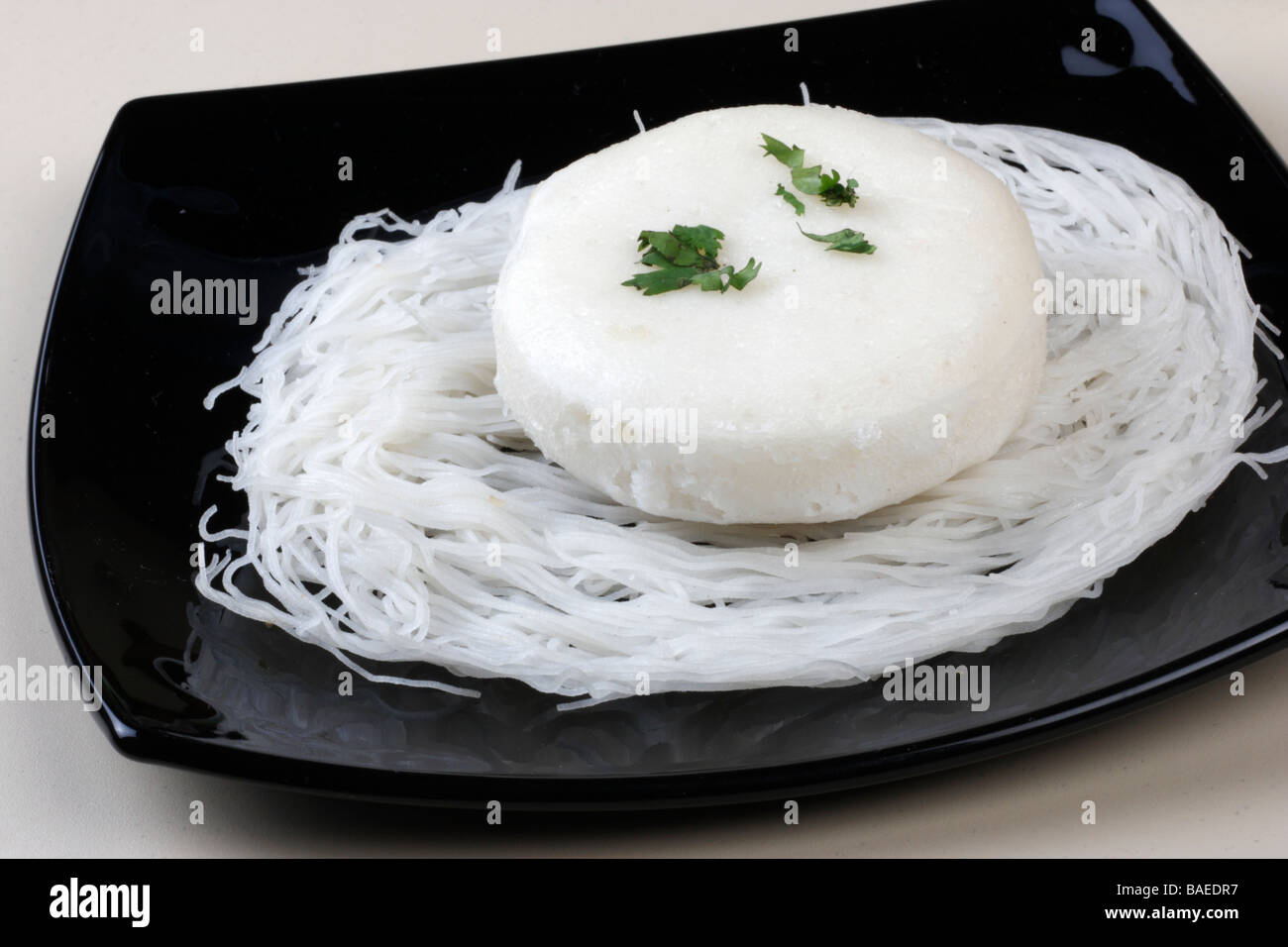 L Institut Est Un Gateau De Riz Cuit A La Vapeur De L Inde Du Sud Goa Idli Est Fabrique A Partir De Levures Seches Le Lait De Coco Et Le Sucre Photo