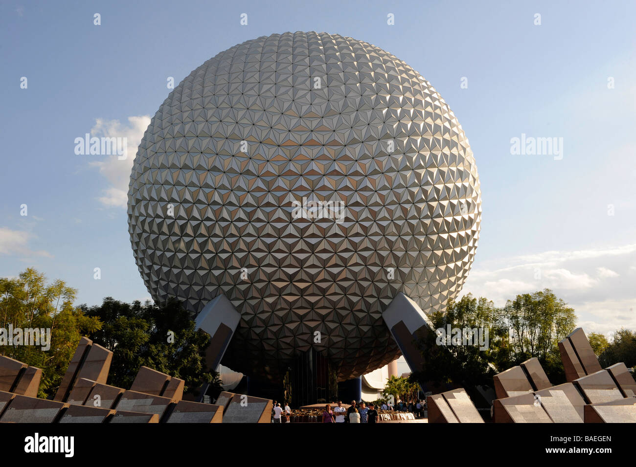 Spaceship Earth à Epcot de Walt Disney World Orlando Floride Centre Parc d'Europe centrale Banque D'Images
