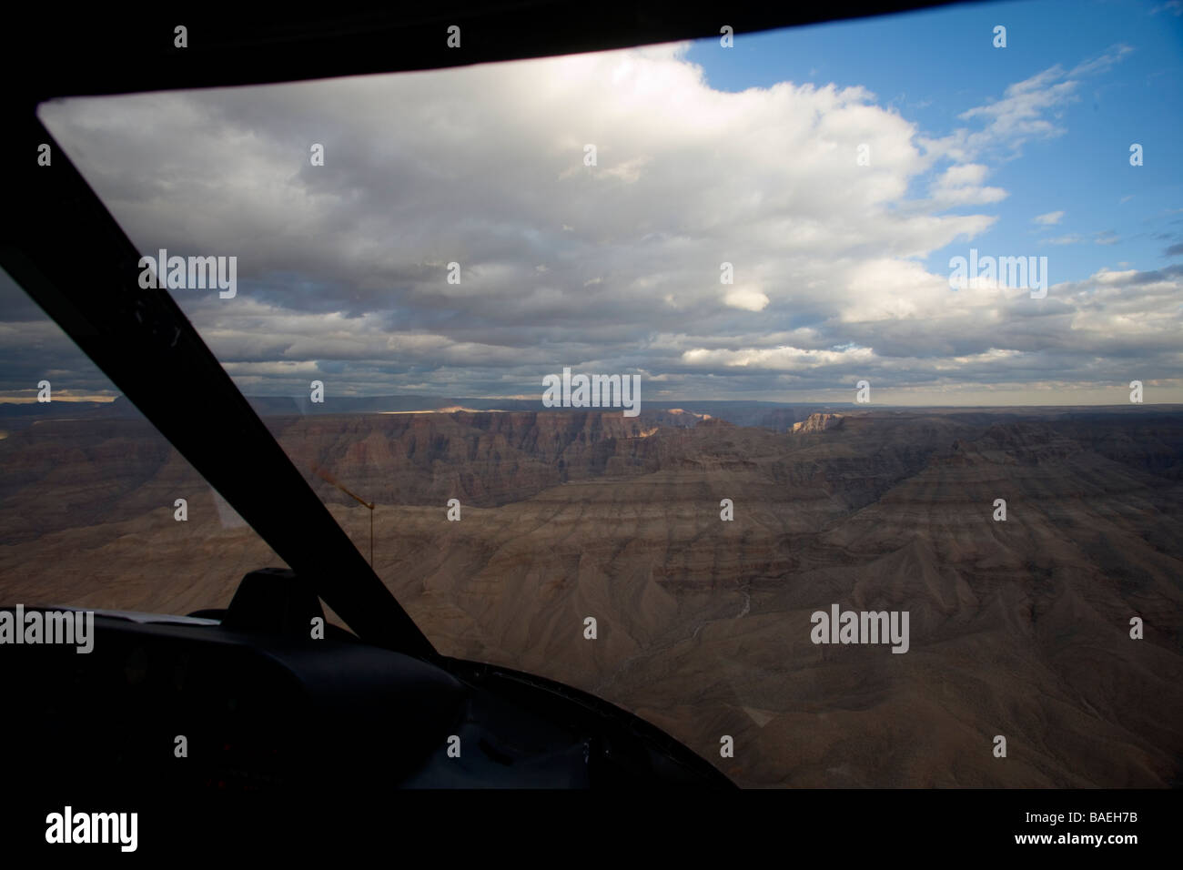 En hélicoptère sur grand canyon usa pas de publication Banque D'Images