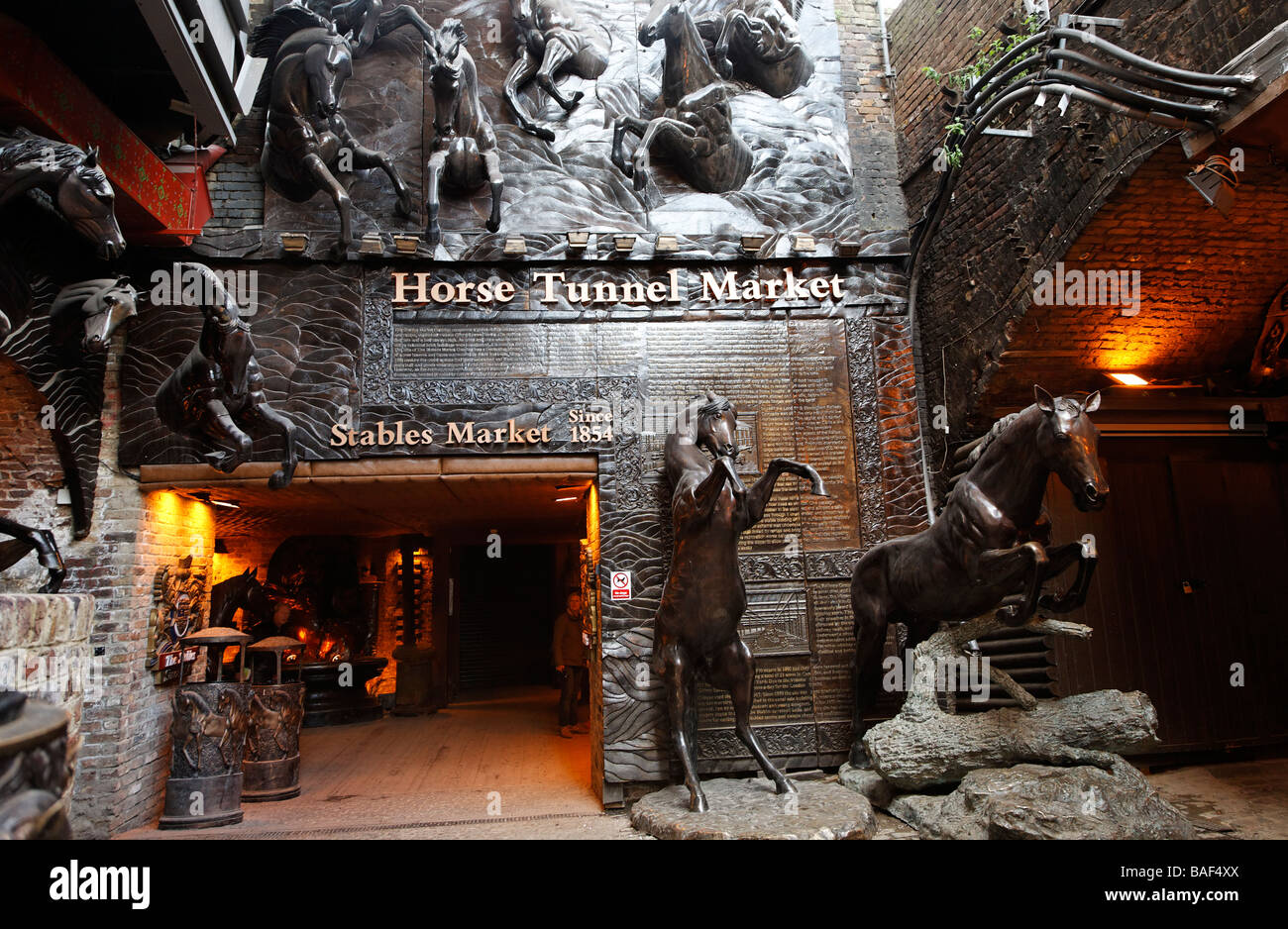 Tunnel cheval Camden Lock market, Londres, Angleterre Banque D'Images