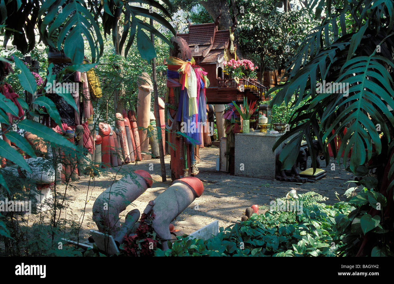 Thaïlande, Bangkok, Chao Mae Tuptim culte de fertilité Banque D'Images