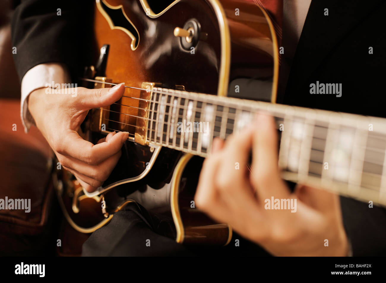 Guitariste de jazz Banque de photographies et d'images à haute résolution -  Alamy