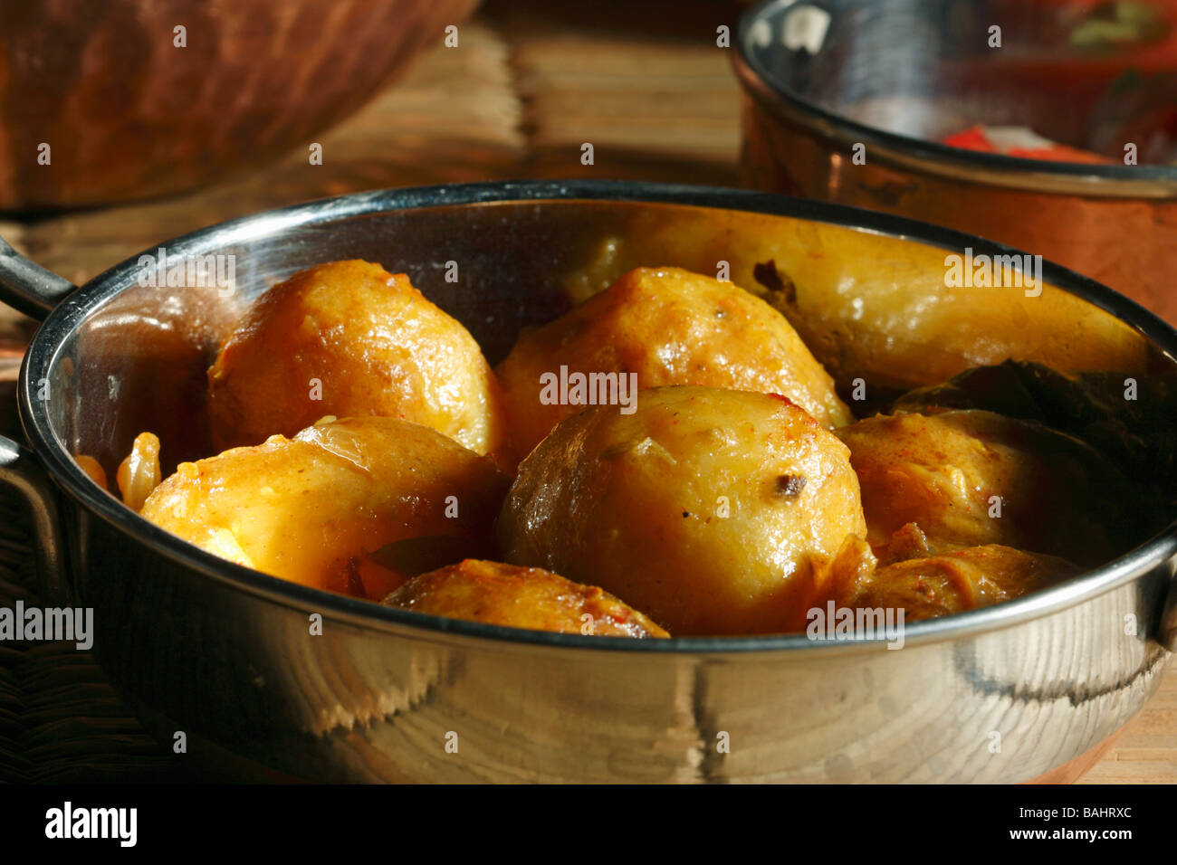 Le Tamarin est une pomme de terre Pommes de terre farcies en sauce tamarin Banque D'Images