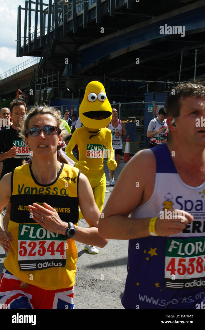 Les coureurs du marathon de Londres 26 04 09 Banque D'Images