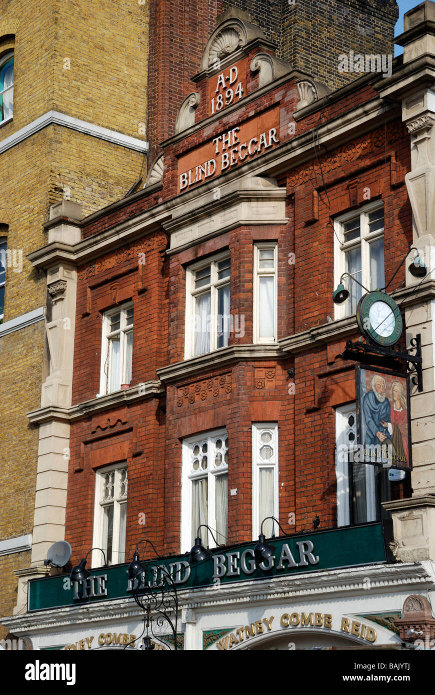 Pub mendiant aveugle à Whitechapel Road London. Banque D'Images