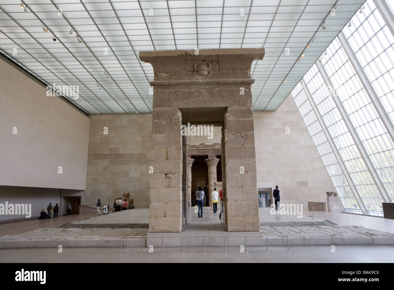 Temple de Dendur aile Sackler art égyptien du Metropolitan Museum de New York City Banque D'Images