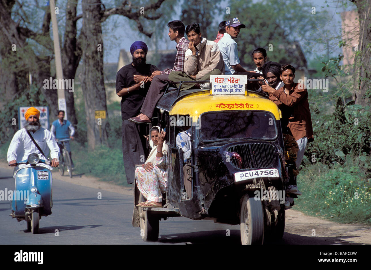 L'Inde, l'Etat du Punjab, Jalandar road Banque D'Images