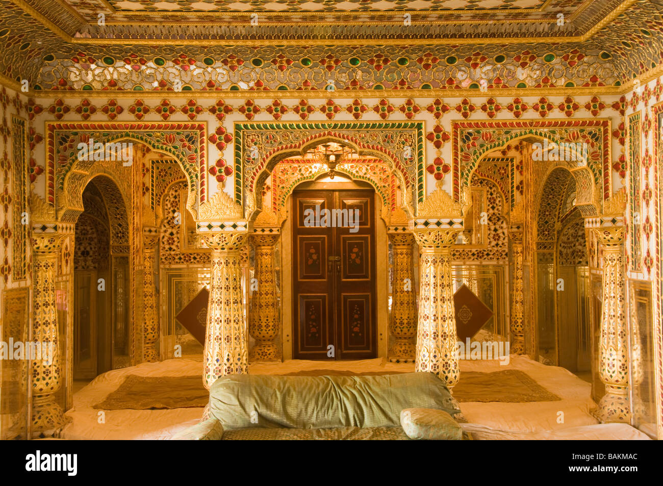 Ville de Jaipur Palace Museum de Sawai Man Singh II à l'intérieur de la Chandra Mahal Rajasthan Inde Banque D'Images