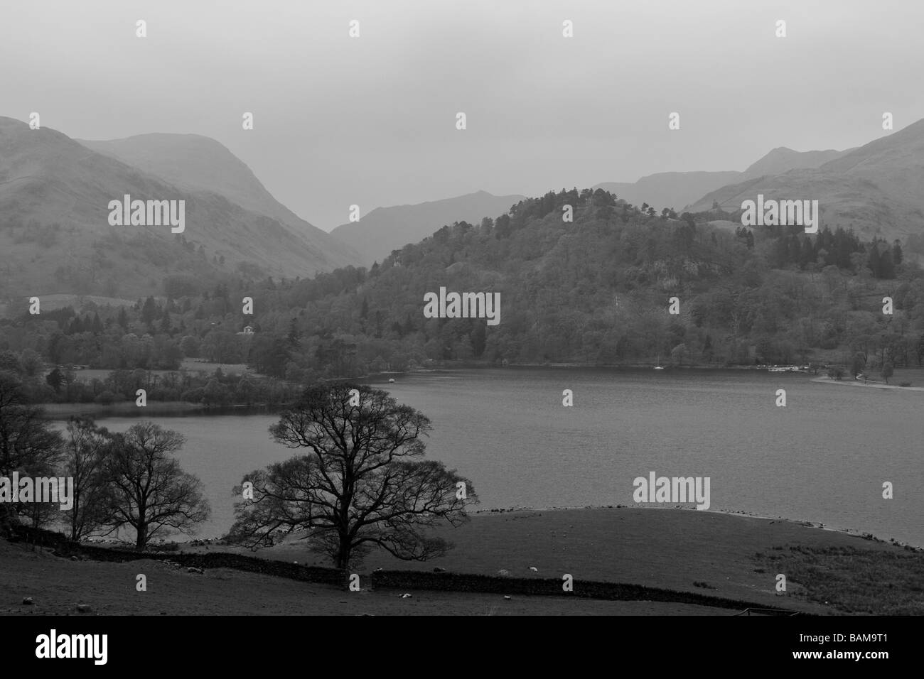 En regardant vers l'Ullswater, Grisedale St Sunday Crag et Dollywagon Pike, Lake District, Cumbria Banque D'Images