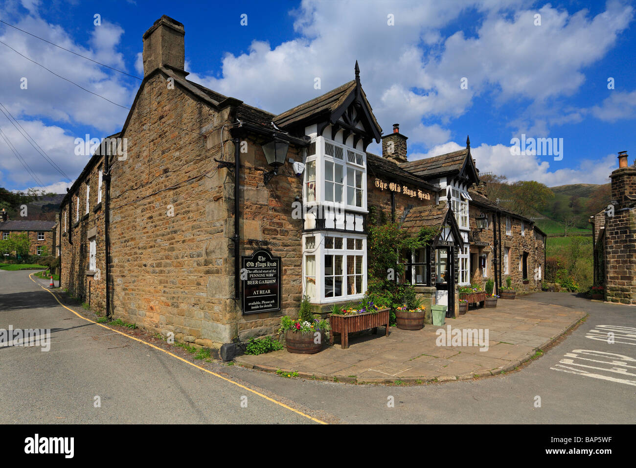 L'ancien Nags Head Pub début du Pennine Way à Edale, Derbyshire Peak District National Park, Angleterre, Royaume-Uni. Banque D'Images