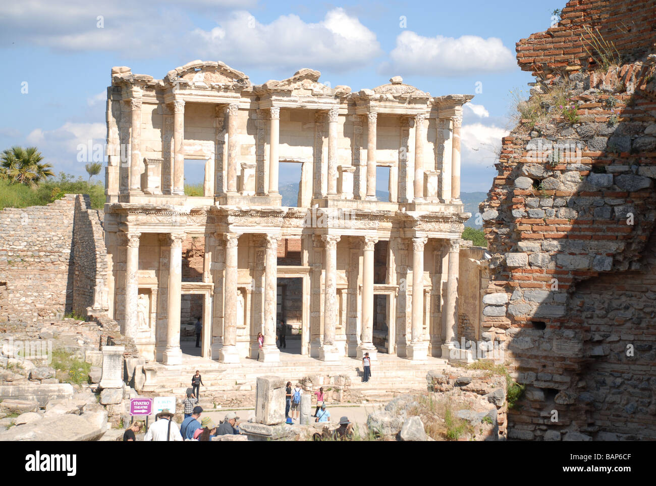 Bibliothèque de la ville en ruines d'Éphèse Banque D'Images