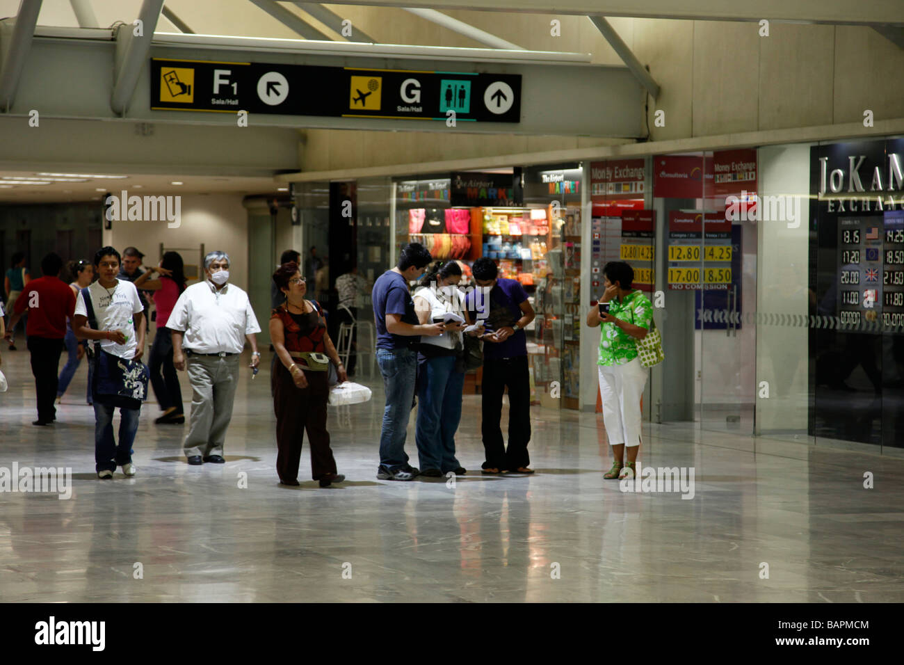 L'aéroport de Mexico au cours de la pandémie de grippe porcine Banque D'Images