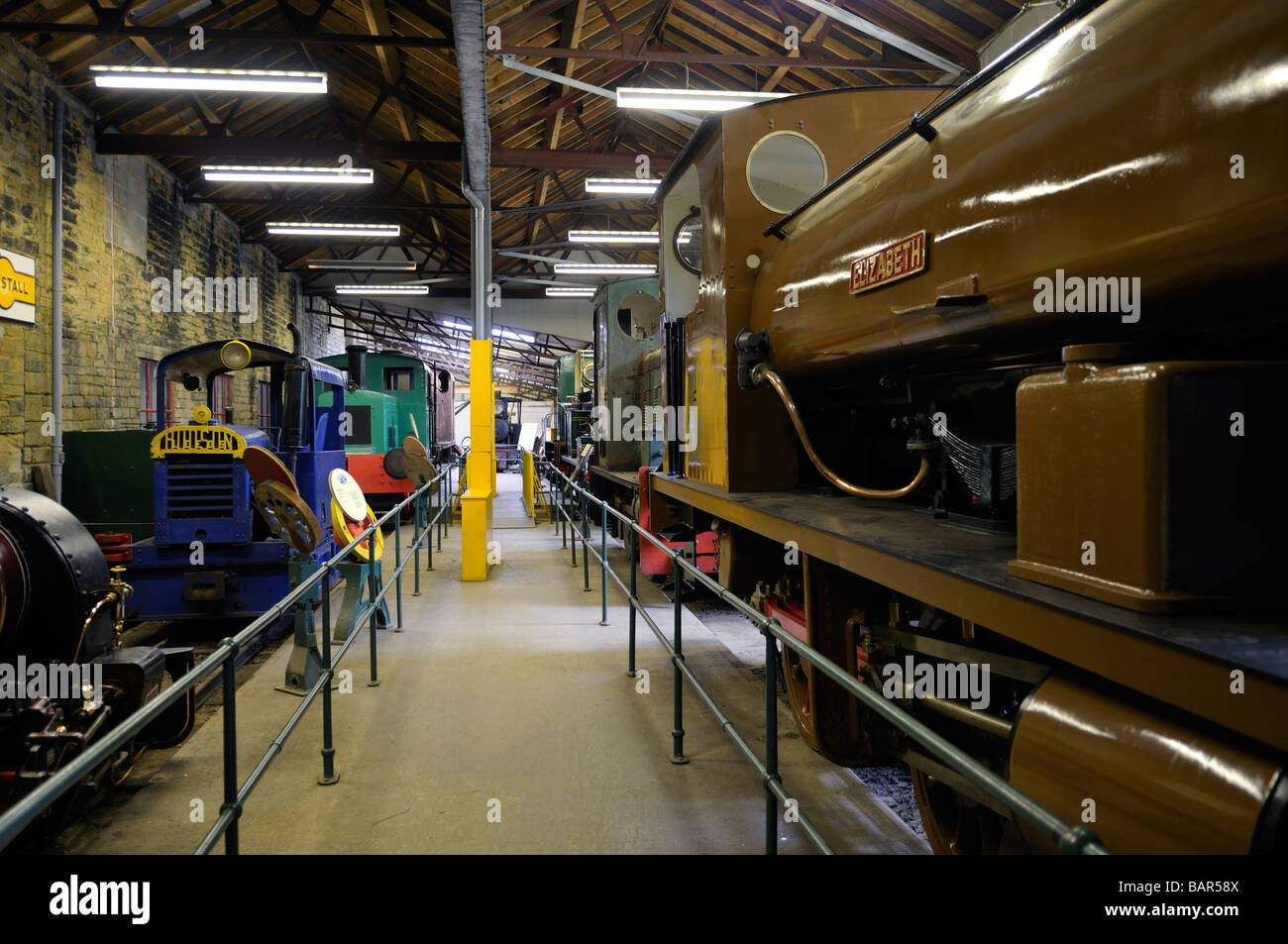 Zone d'affichage des moteurs de train d'antiquités à Armley Mills Industrial Museum Leeds West Yorkshire Banque D'Images